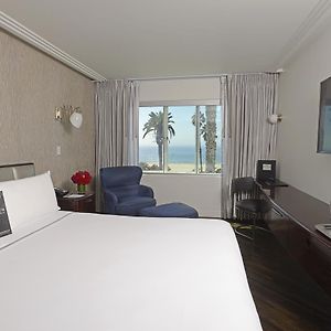 Deluxe Zimmer mit Kingsize-Bett